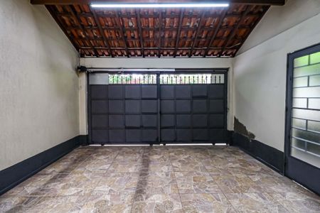 Casa à venda com 135m², 2 quartos e 2 vagasGaragem