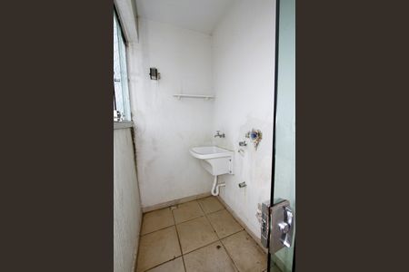 Apartamento para alugar com 120m², 3 quartos e 1 vagaÁrea de Serviço