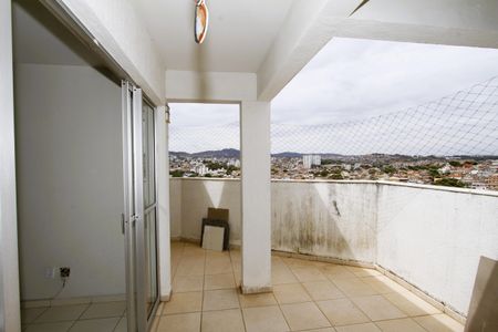 Apartamento para alugar com 120m², 3 quartos e 1 vagaVaranda
