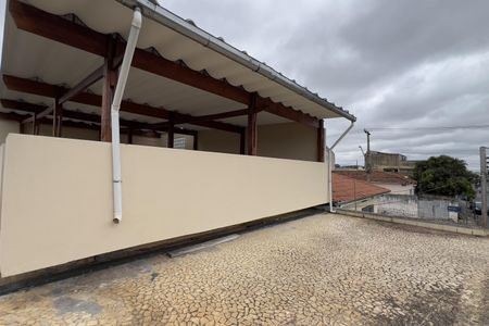 Casa à venda com 260m², 4 quartos e 3 vagas Casa à venda com 260m², 4 quartos e 3 vagasÁrea externa