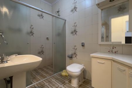 Casa à venda com 260m², 4 quartos e 3 vagas Casa à venda com 260m², 4 quartos e 3 vagasBanheiro 1