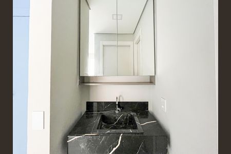 Apartamento à venda com 35m², 2 quartos e sem vaga Apartamento à venda com 35m², 2 quartos e sem vagaBanheiro