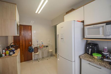 Apartamento à venda com 150m², 4 quartos e 3 vagasCozinha