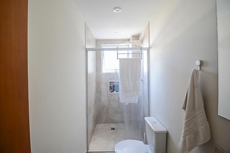Apartamento à venda com 150m², 4 quartos e 3 vagasBanheiro da Suíte