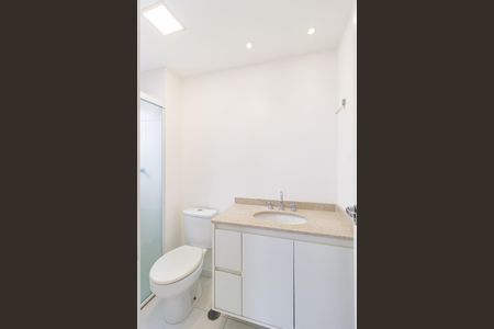 Apartamento para alugar com 71m², 2 quartos e 1 vaga Apartamento para alugar com 71m², 2 quartos e 1 vagaBanheiro da Suíte