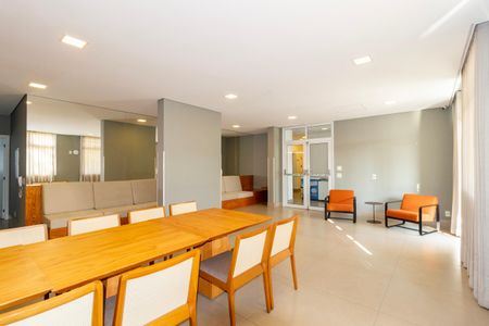 Apartamento para alugar com 71m², 2 quartos e 1 vaga Apartamento para alugar com 71m², 2 quartos e 1 vagaÁrea comum - Salão de Festas