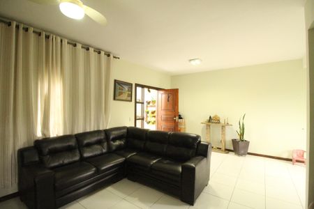 Sala de casa de condomínio à venda com 3 quartos, 121m² em Pechincha, Rio de Janeiro