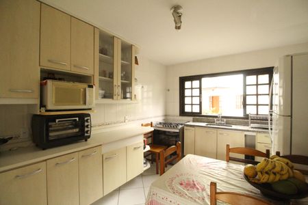 Casa de condomínio à venda com 121m², 3 quartos e 2 vagasCozinha