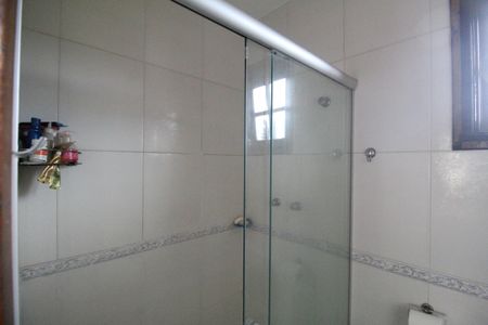 Casa de condomínio à venda com 121m², 3 quartos e 2 vagasBanheiro da suíte