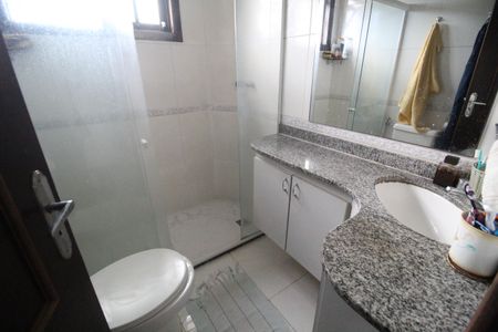 Casa de condomínio à venda com 121m², 3 quartos e 2 vagasBanheiro social