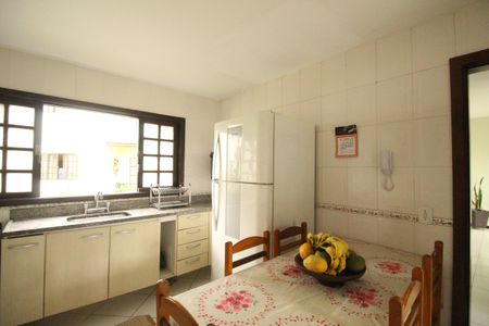 Casa de condomínio à venda com 121m², 3 quartos e 2 vagasCozinha
