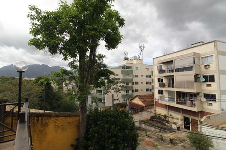 Casa de condomínio à venda com 121m², 3 quartos e 2 vagasÁrea comum - Vista
