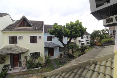 Casa de condomínio à venda com 121m², 3 quartos e 2 vagasQuarto 1 - Vista