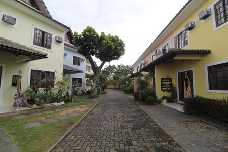 Casa de condomínio à venda com 121m², 3 quartos e 2 vagasÁrea comum