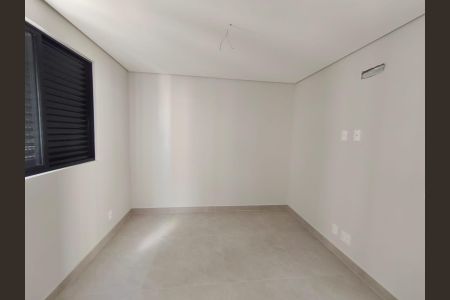 Apartamento à venda com 120m², 3 quartos e 4 vagasQuarto Suíte 3