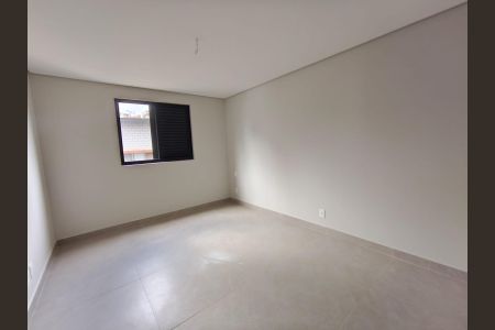 Apartamento à venda com 120m², 3 quartos e 4 vagasQuarto Suíte 2