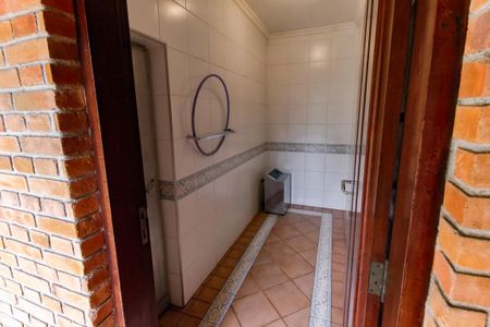 Casa à venda com 984m², 7 quartos e 14 vagas Casa à venda com 984m², 7 quartos e 14 vagasSaúna