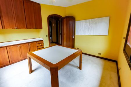 Casa à venda com 984m², 7 quartos e 14 vagas Casa à venda com 984m², 7 quartos e 14 vagasCopa