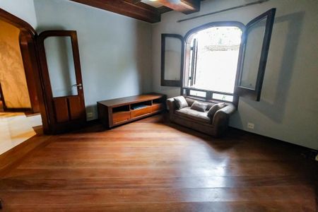 Casa à venda com 984m², 7 quartos e 14 vagas Casa à venda com 984m², 7 quartos e 14 vagasSala 3