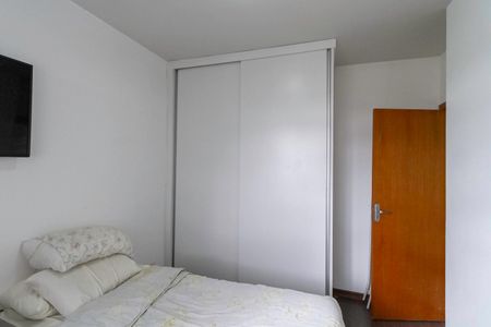 Apartamento à venda com 167m², 3 quartos e 2 vagas Apartamento à venda com 167m², 3 quartos e 2 vagasQuarto 2