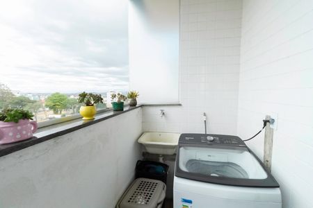 Apartamento à venda com 167m², 3 quartos e 2 vagas Apartamento à venda com 167m², 3 quartos e 2 vagasÁrea de serviço