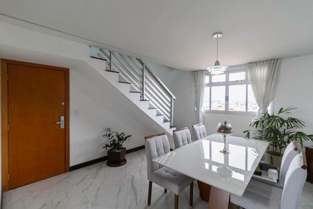 Apartamento à venda com 167m², 3 quartos e 2 vagas Apartamento à venda com 167m², 3 quartos e 2 vagasSala