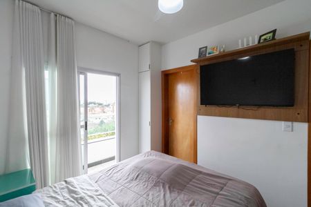 Apartamento à venda com 167m², 3 quartos e 2 vagas Apartamento à venda com 167m², 3 quartos e 2 vagasSuíte