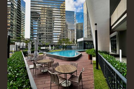 Apartamento para alugar com 227m², 3 quartos e 4 vagasÁrea comum - Piscina