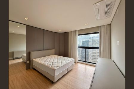 Apartamento para alugar com 227m², 3 quartos e 4 vagasSuíte 1