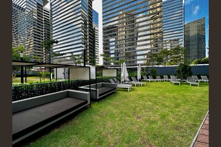 Apartamento para alugar com 227m², 3 quartos e 4 vagasÁrea comum - Piscina