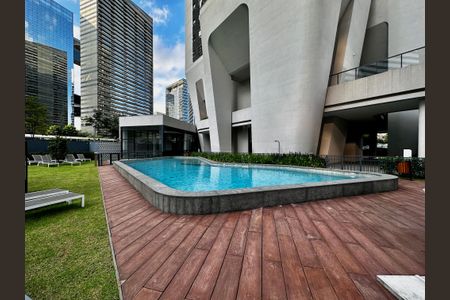 Apartamento para alugar com 227m², 3 quartos e 4 vagasÁrea comum - Piscina