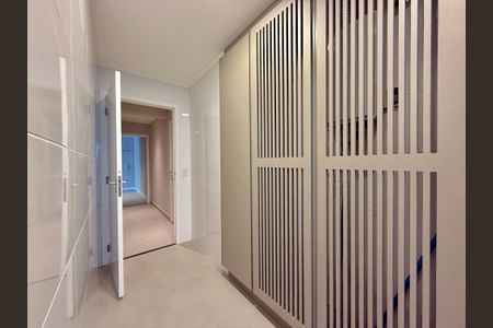 Apartamento para alugar com 227m², 3 quartos e 4 vagasÁrea de Serviço