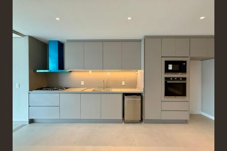 Apartamento para alugar com 227m², 3 quartos e 4 vagasCozinha