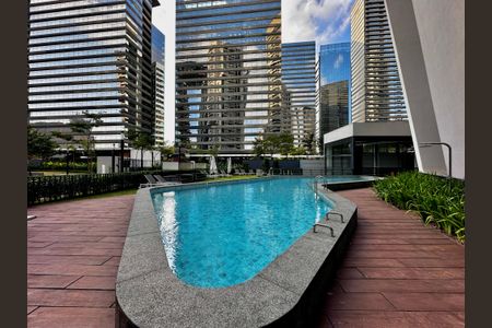 Apartamento para alugar com 227m², 3 quartos e 4 vagasÁrea comum - Piscina