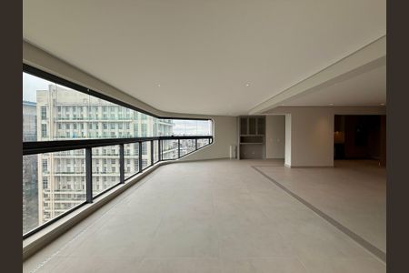 Apartamento para alugar com 227m², 3 quartos e 4 vagasVaranda