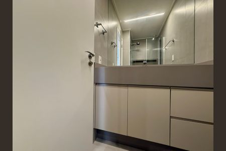 Apartamento para alugar com 227m², 3 quartos e 4 vagasBanheiro da Suíte 3