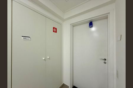 Apartamento para alugar com 227m², 3 quartos e 4 vagasLockbox