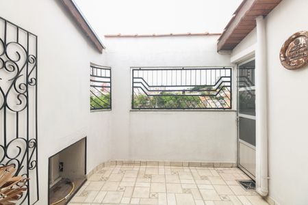 Apartamento à venda com 110m², 2 quartos e sem vagaÁrea comum