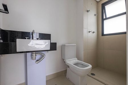 Apartamento à venda com 59m², 2 quartos e 1 vaga Apartamento à venda com 59m², 2 quartos e 1 vagaBanheiro da Suíte