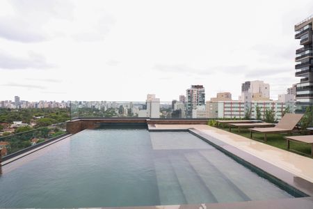 Studio para alugar com 35m², 1 quarto e sem vagaPiscina