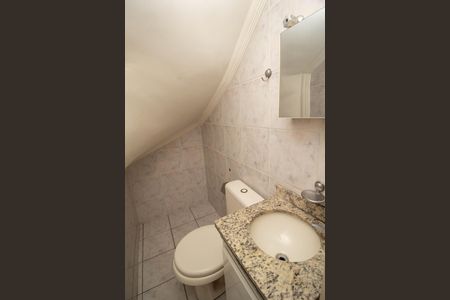 Casa para alugar com 115m², 2 quartos e 2 vagasLavabo