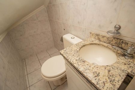 Casa para alugar com 115m², 2 quartos e 2 vagasLavabo