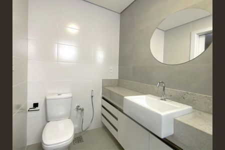 Apartamento à venda com 137m², 3 quartos e 2 vagas Apartamento à venda com 137m², 3 quartos e 2 vagasBanheiro da Suíte 1