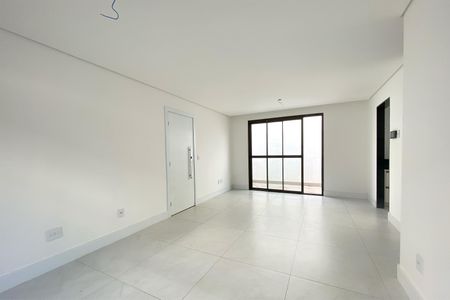 Sala de apartamento à venda com 3 quartos, 137m² em Santa Tereza, Belo Horizonte