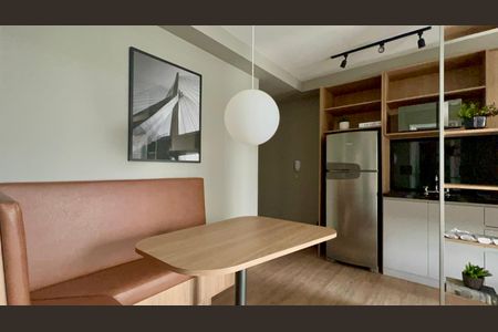 Apartamento para alugar com 41m², 1 quarto e 1 vaga Apartamento para alugar com 41m², 1 quarto e 1 vagaSala de Jantar