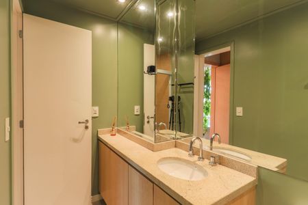 Apartamento à venda com 60m², 1 quarto e 1 vagaBanheiro da Suíte