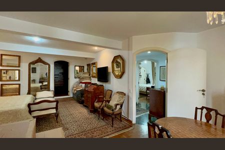 Apartamento à venda com 360m², 3 quartos e 2 vagas Apartamento à venda com 360m², 3 quartos e 2 vagasSuíte 2