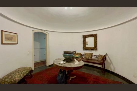 Apartamento à venda com 360m², 3 quartos e 2 vagas Apartamento à venda com 360m², 3 quartos e 2 vagasHall de Entrada