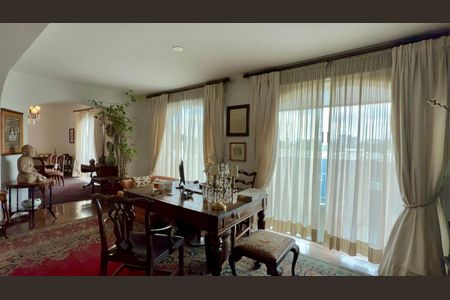 Apartamento à venda com 360m², 3 quartos e 2 vagas Apartamento à venda com 360m², 3 quartos e 2 vagasSala