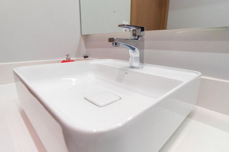 Apartamento à venda com 94m², 2 quartos e 1 vagaBanheiro Social